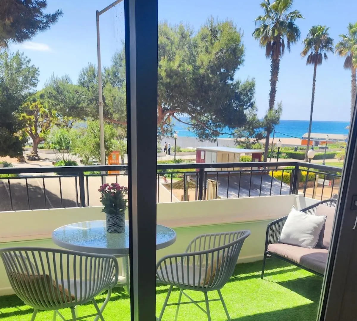 Appartement Seahomes Vacations - Seafront Mediterranean Ap & Pkg Blanes